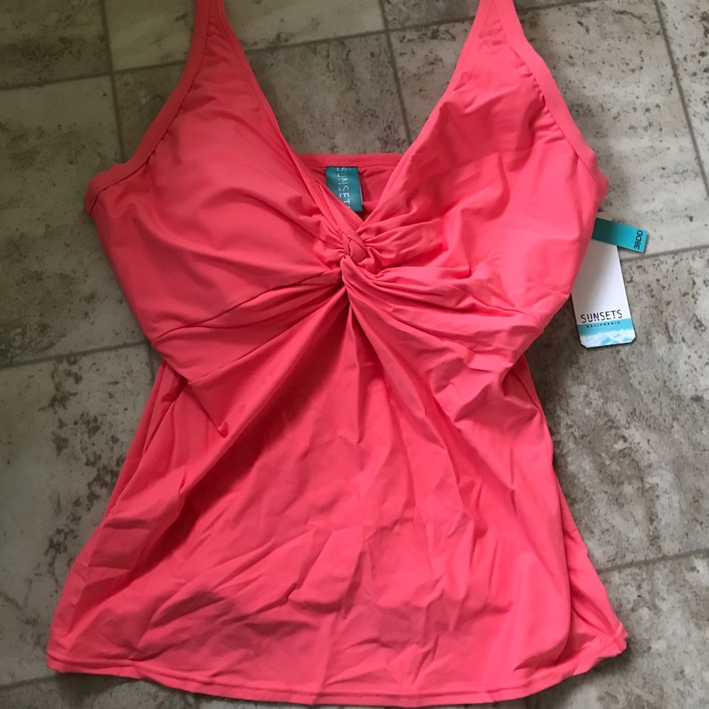 Sunsets Women's Coral Twist Front One Piece Swimsuit
